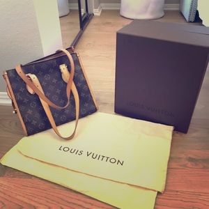 Louis Vuitton beautiful handbag